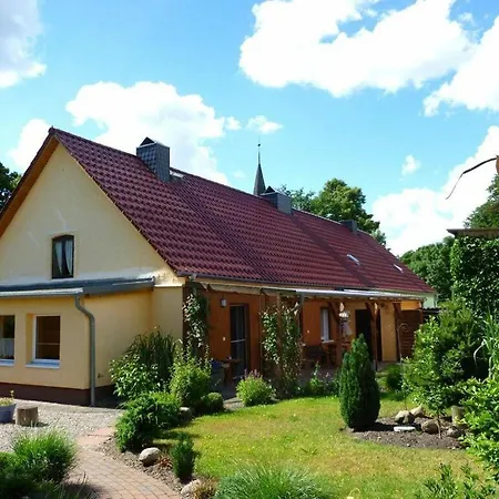 Apartment Atelier-guesthouse Comfortable Vacation Sietow Dorf